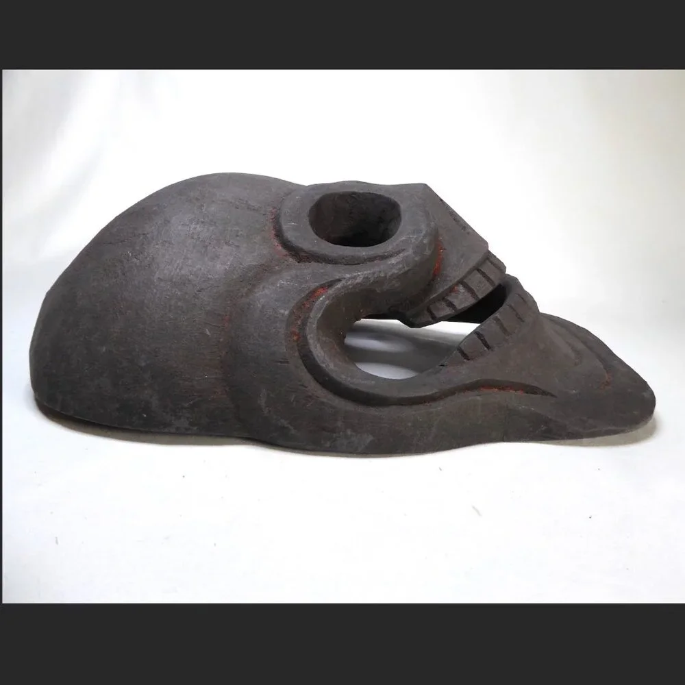 VINTAGE 13.5” NEPAL SMILING SKULL SKELETON HAND CARVED WOOD MASK WALL HANGING - Picture 3 of 8